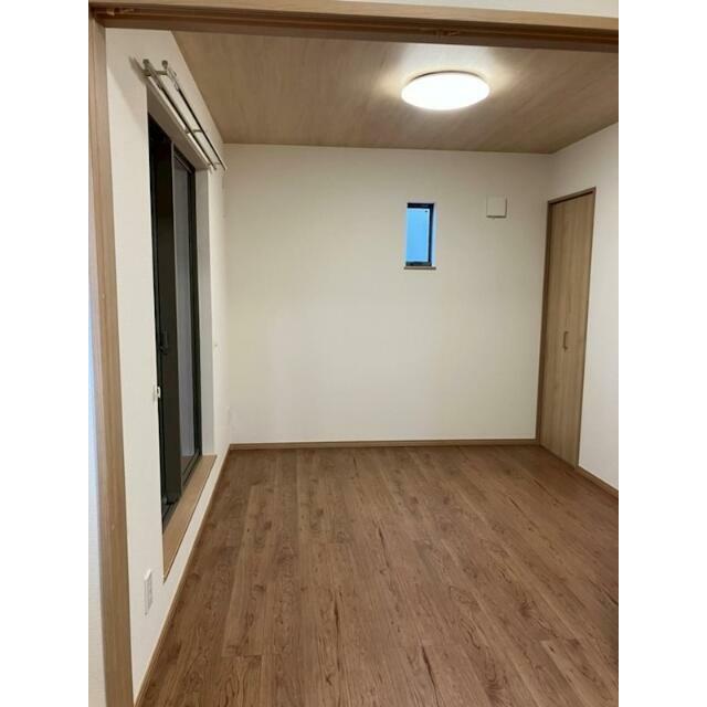 アクセントクロスでおしゃれな空間です