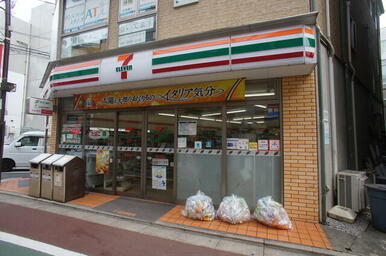 セブンイレブン世田谷下高井戸店