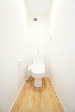 2階にもトイレ設置！※類似物件の参考画像です。