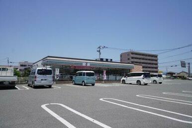 セブンイレブン 八女本村店