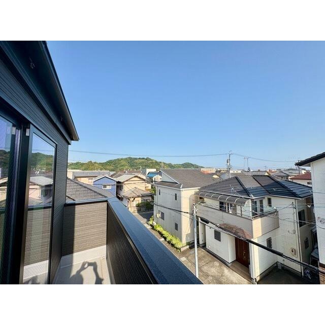 気分転換には外の空気で深呼吸するのがいちばん！（1号棟）