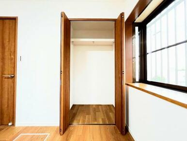 「１階洋室」クローゼット