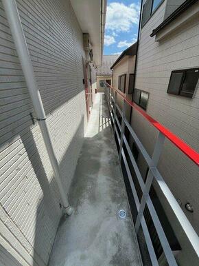 ２階共用通路