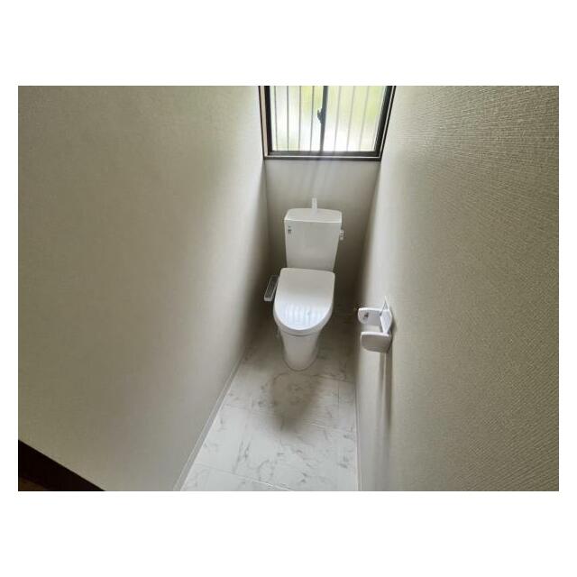 採光窓は臭い対策にもなって清潔な空間を保てます＾＾