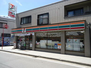 セブンイレブン横浜菊名駅前店