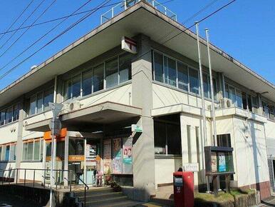 伊万里郵便局まで850m