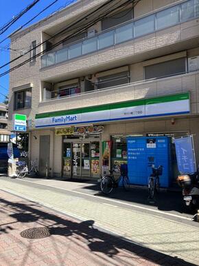 ファミリーマート市川八幡二丁目店