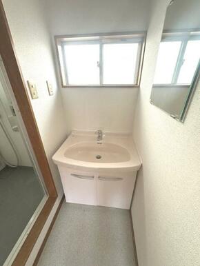 独立型の洗面あり