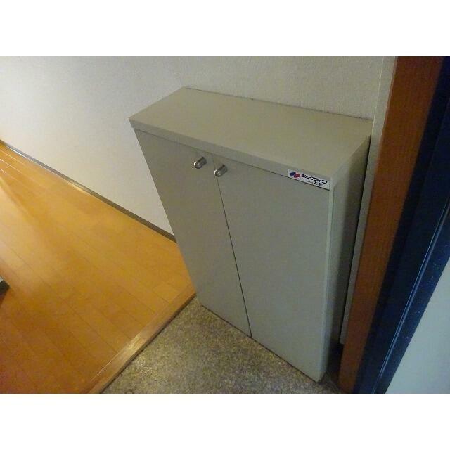 シューズボックス