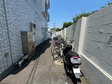 駐輪場
