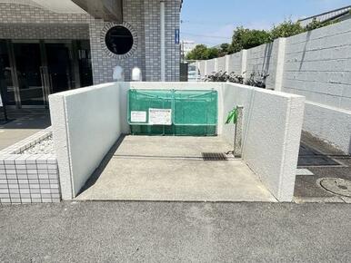 ゴミ置き場