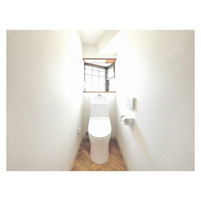 「2階トイレ」新品交換済み