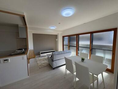 「キッチン」ガスコンロもクリーニング済みです。