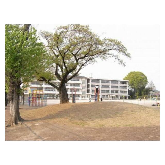 姿川第二小学校　2385ｍ/徒歩30分、車6分