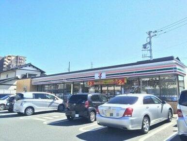 セブンイレブン 富士市新橋町店