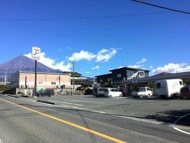 セブンイレブン 富士宮万野原店