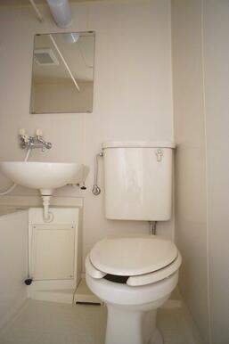 参考画像　同建物別部屋