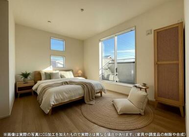 お部屋からバルコニーに出られるので洗濯物や布団などをすぐ干せ取込みも楽にできます！