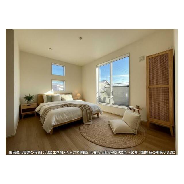 お部屋からバルコニーに出られるので洗濯物や布団などをすぐ干せ取込みも楽にできます！