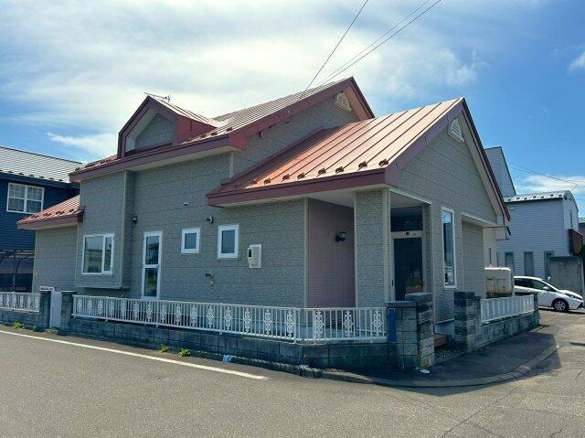 苫小牧市 桜木町１丁目 (青葉駅) 2階建 4SLDKの写真