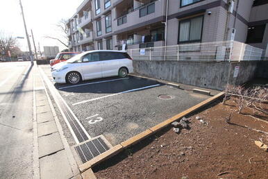 敷地内駐車場※空き要確認