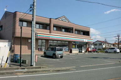 セブンイレブン豊橋牛川通３丁目店