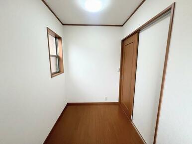納戸約3帖