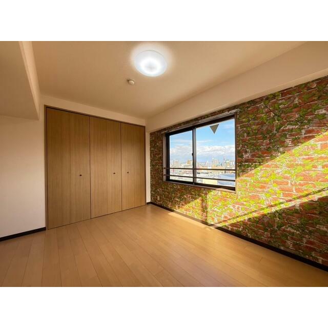 7.6帖のお部屋！日当たりも良く気持ちが明るくなります！