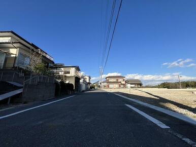 前面道路　南より撮影