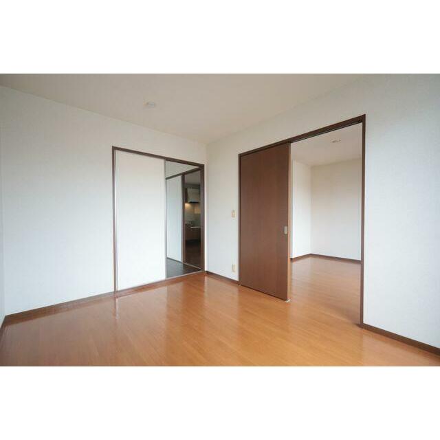 【５．９帖洋室】