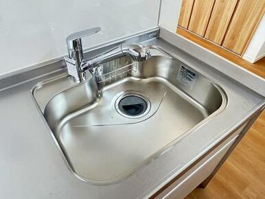 シンク新品交換済み