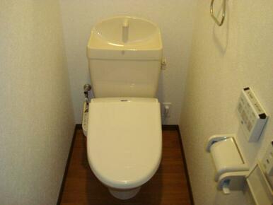 シャワー付トイレ