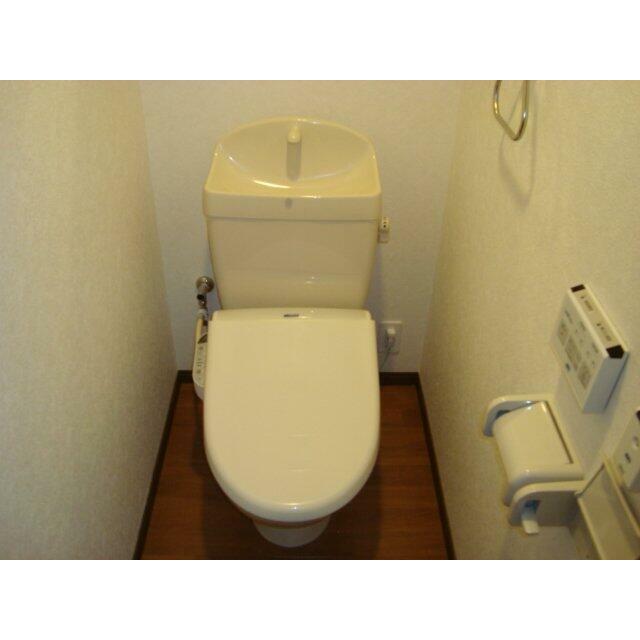 シャワー付トイレ