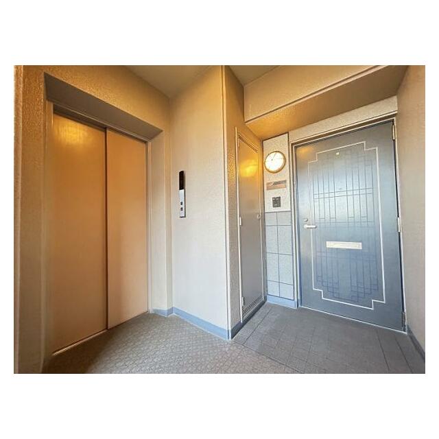 エレベーターすぐ近くの物件