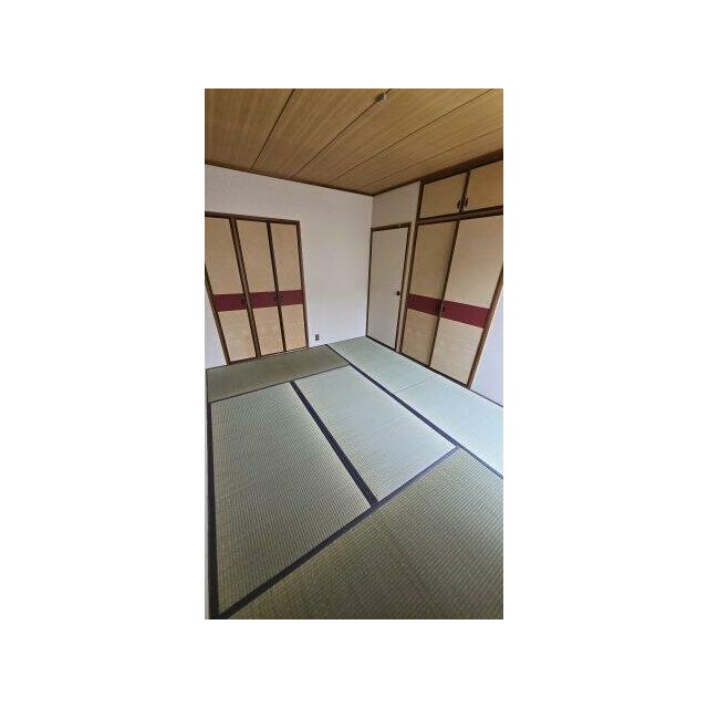 日本らしい落ち着いた雰囲気の和室です