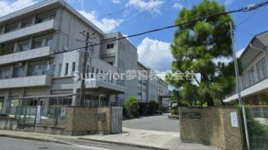 長岡京市立長岡第二中学校