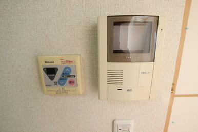 来訪者を確認できるモニターホン