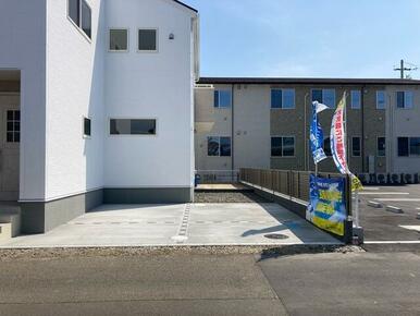 日を重ねるごとにこの佇まいに愛着が湧いてきそう（2号棟）