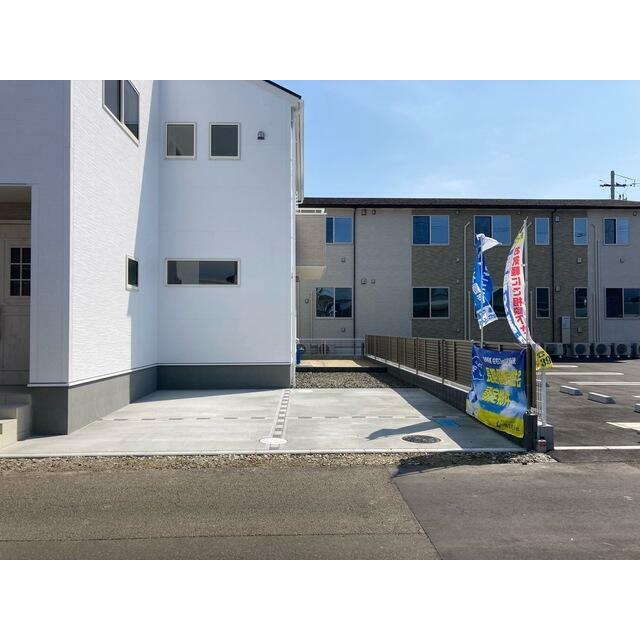 日を重ねるごとにこの佇まいに愛着が湧いてきそう（2号棟）