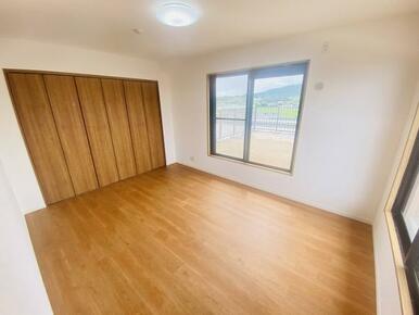 2階東側洋室約8.0帖（1）