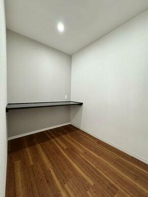 3帖の書斎スペース。