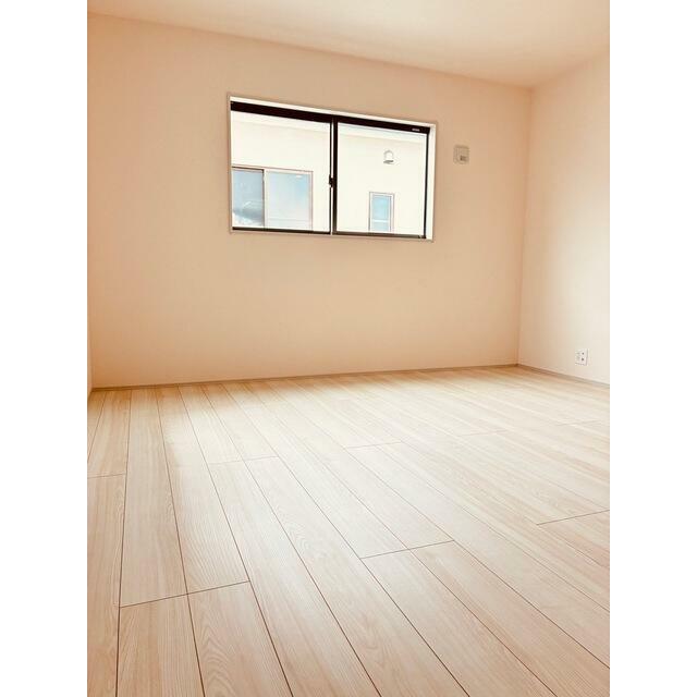 リビングとは別に静かな時間を楽しめる部屋（1号棟）