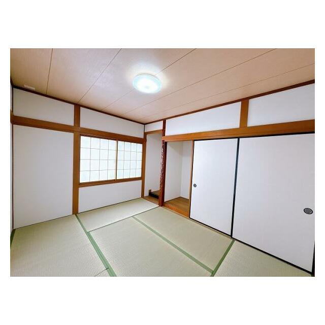 「和室」約６帖のお部屋です