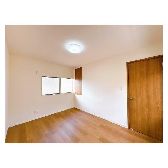 「２階西洋室」約６帖のお部屋です