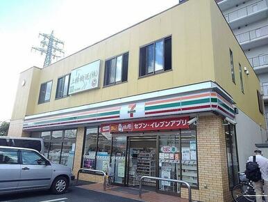 セブンイレブン草加吉町２丁目