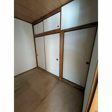入居日が決まりましたら、畳の搬入をいたします。