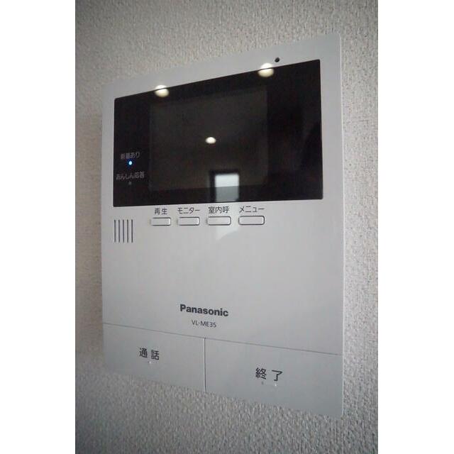 TVモニター付インターホンがあるので訪問者が一目でわかります☆