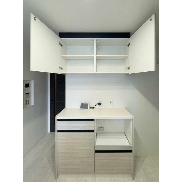 キッチン　カップボードを採用しています