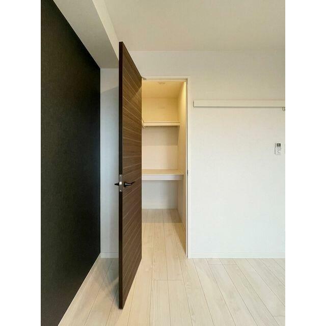 洋室　ウォークインクロゼットの設置がございます