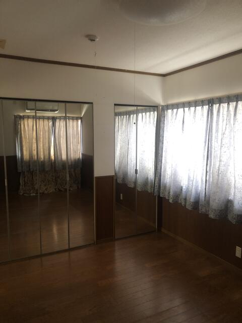 物件画像 直方市 知古１丁目 (筑豊直方駅) 2階建 4LDK